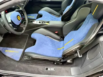 Ferrari SF90 Spider   999 CP AWD FULL CARBON • LIFT • JBL