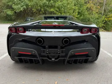 Ferrari SF90 Spider   999 CP AWD FULL CARBON • LIFT • JBL