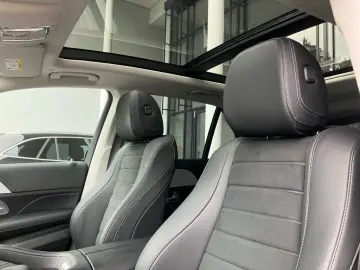 MERCEDES-BENZ GLE 450 d 4M AMG-Line AIRMATIC DISTRON…
