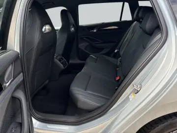 Volkswagen Passat Variant R-Line 2.0 TDI DSG