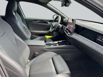 Volkswagen Passat Variant R-Line 2.0 TDI DSG