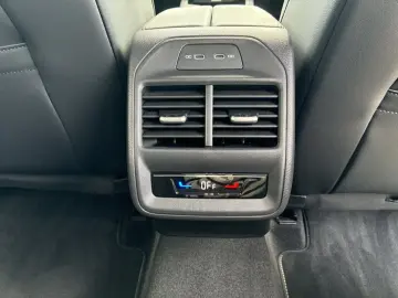Volkswagen Passat Variant R-Line 2.0 TDI DSG