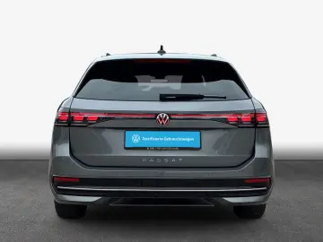 Volkswagen Passat Variant Elegance 2 0 l TDI SCR DSG