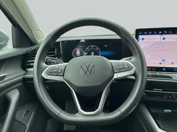 Volkswagen Passat Variant Elegance 2 0 l TDI SCR DSG