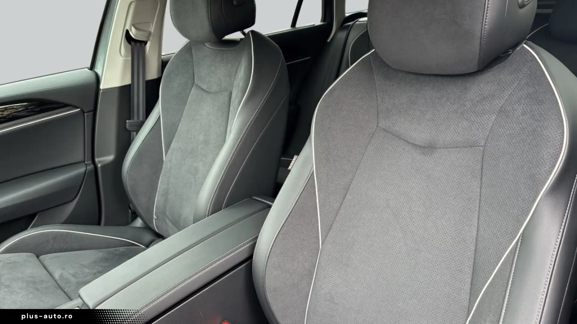 Volkswagen Passat Variant Elegance 2 0 l TDI SCR DSG
