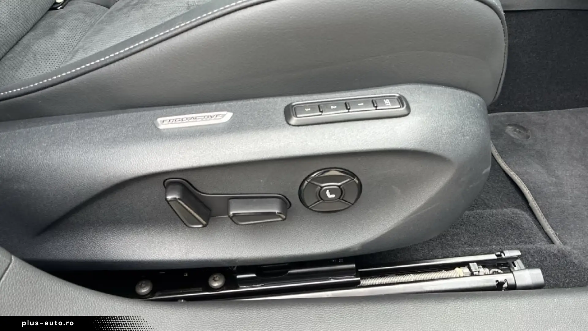 Volkswagen Passat Variant Elegance 2 0 l TDI SCR DSG