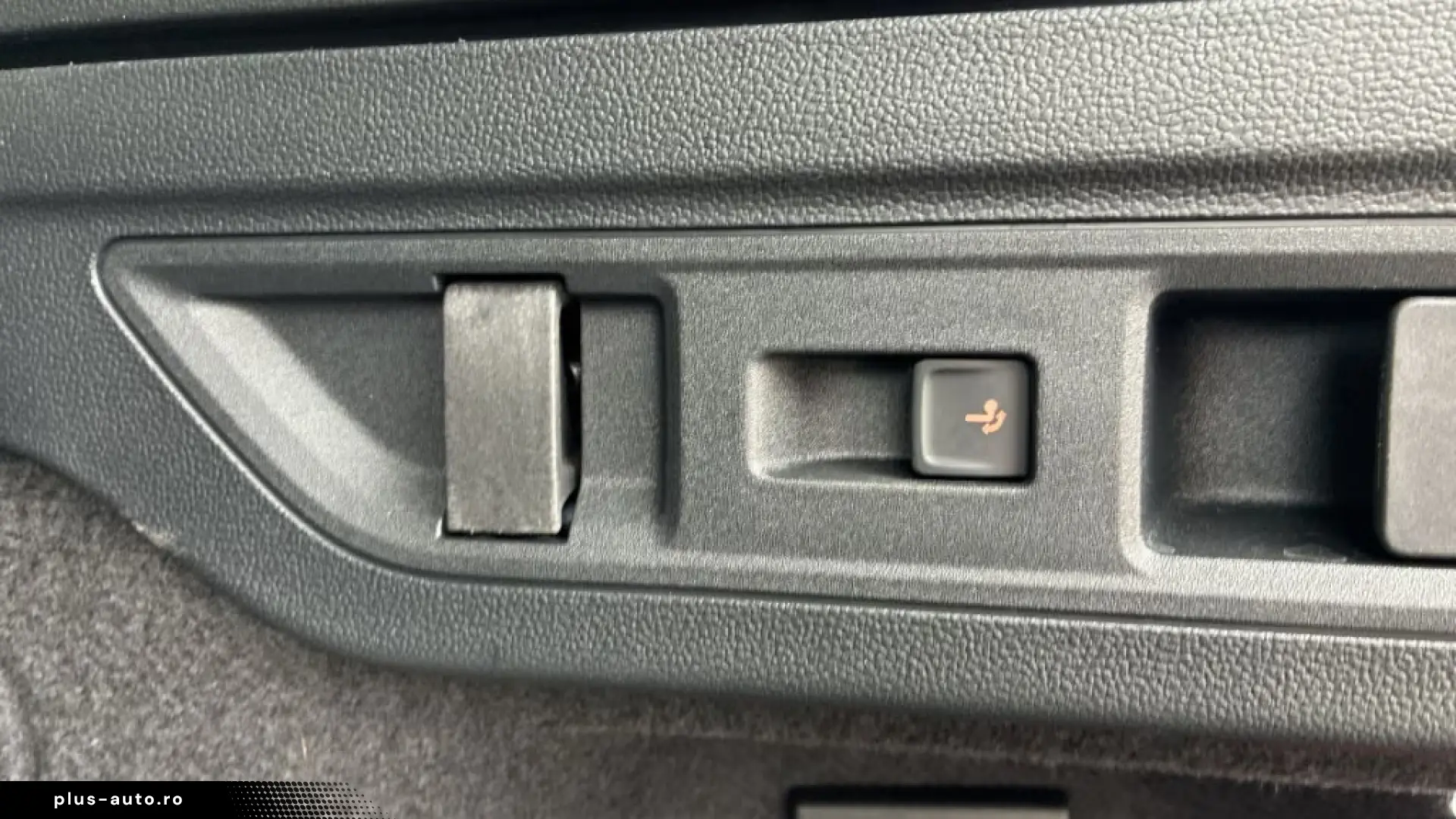 Volkswagen Passat Variant Elegance 2 0 l TDI SCR DSG