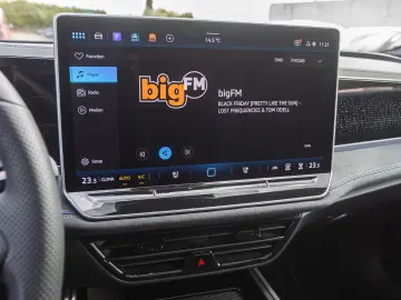 Volkswagen Passat Variant 2.0 TSI  R-Line  4M DSG Navi