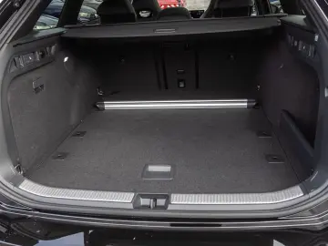 Volkswagen Passat Variant 2.0 TSI  R-Line  4M DSG Navi