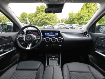 Mercedes-Benz GLA 220 4M Progressive Advanced