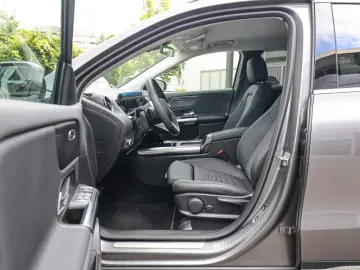 Mercedes-Benz GLA 220 4M Progressive Advanced