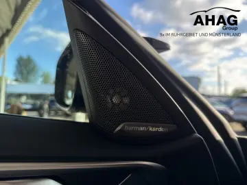 BMW M4 Competition M-Racetrack Paket   Driving Assis