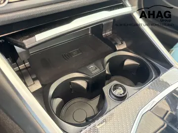 BMW M4 Competition M-Racetrack Paket   Driving Assis
