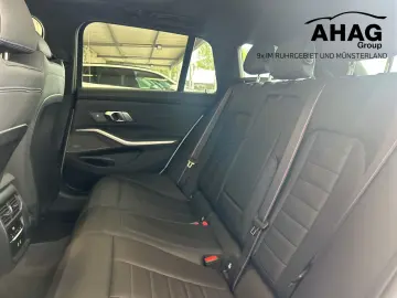 BMW M340d xDrive Touring M SPORT PRO   HK   PANO   A