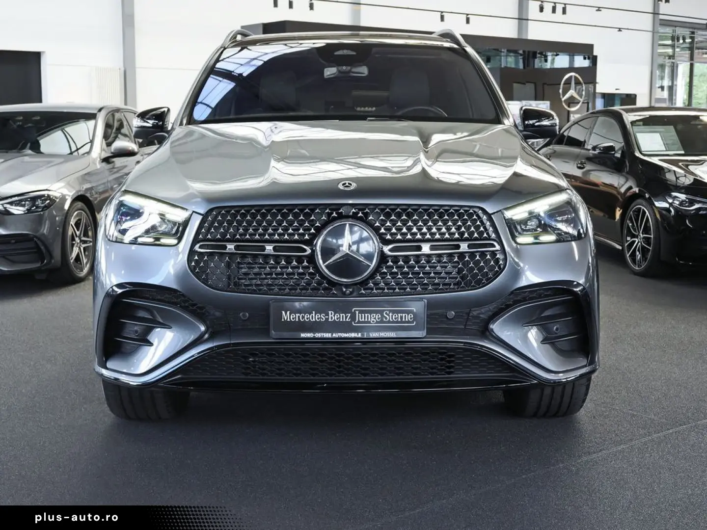 MERCEDES-BENZ GLE 450 d 4M AMG NIGHT DISTORNIC PANO AHK 360