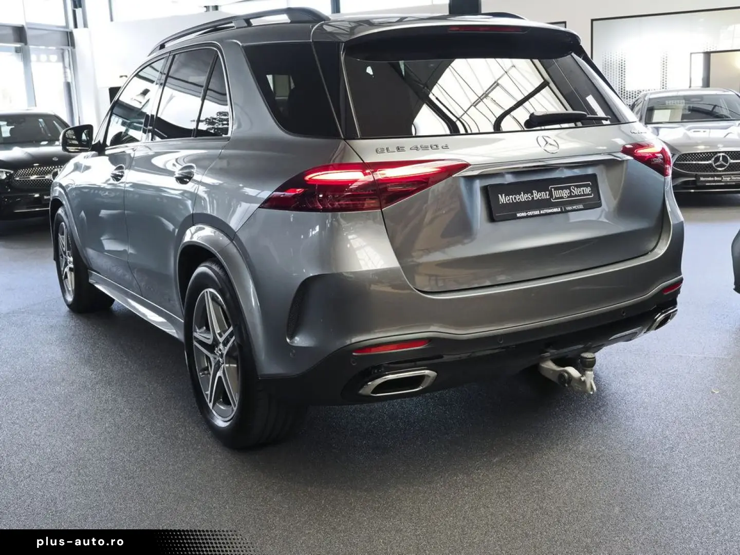 MERCEDES-BENZ GLE 450 d 4M AMG NIGHT DISTORNIC PANO AHK 360