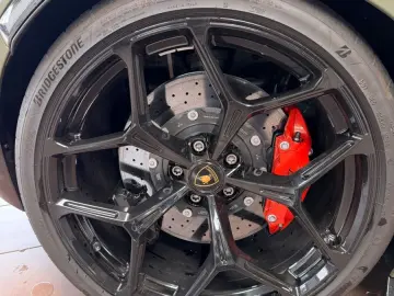 LAMBORGHINI Revuelto-CARBON-VERDE TURBINE-SONUS-STYLE