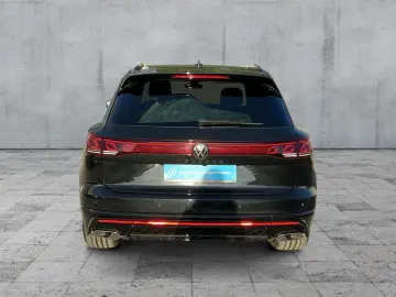 VW Touareg 3.0 TSI 4M R-LINE 5JG AHK PANO LUFT 360