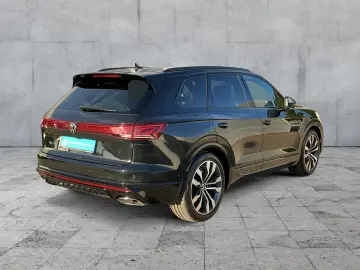 VW Touareg 3.0 TSI 4M R-LINE 5JG AHK PANO LUFT 360