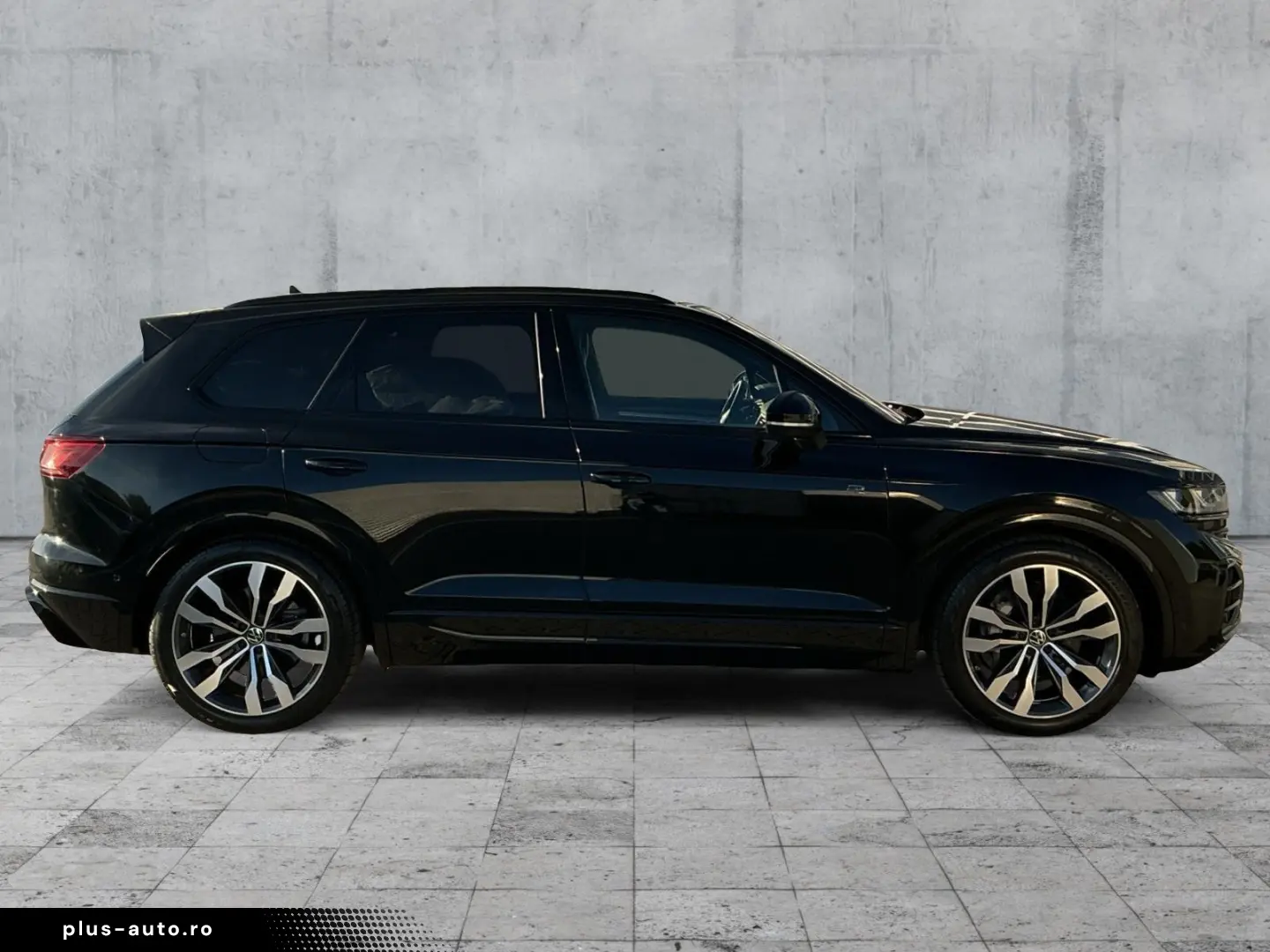 VW Touareg în leasing operațional MOOV
