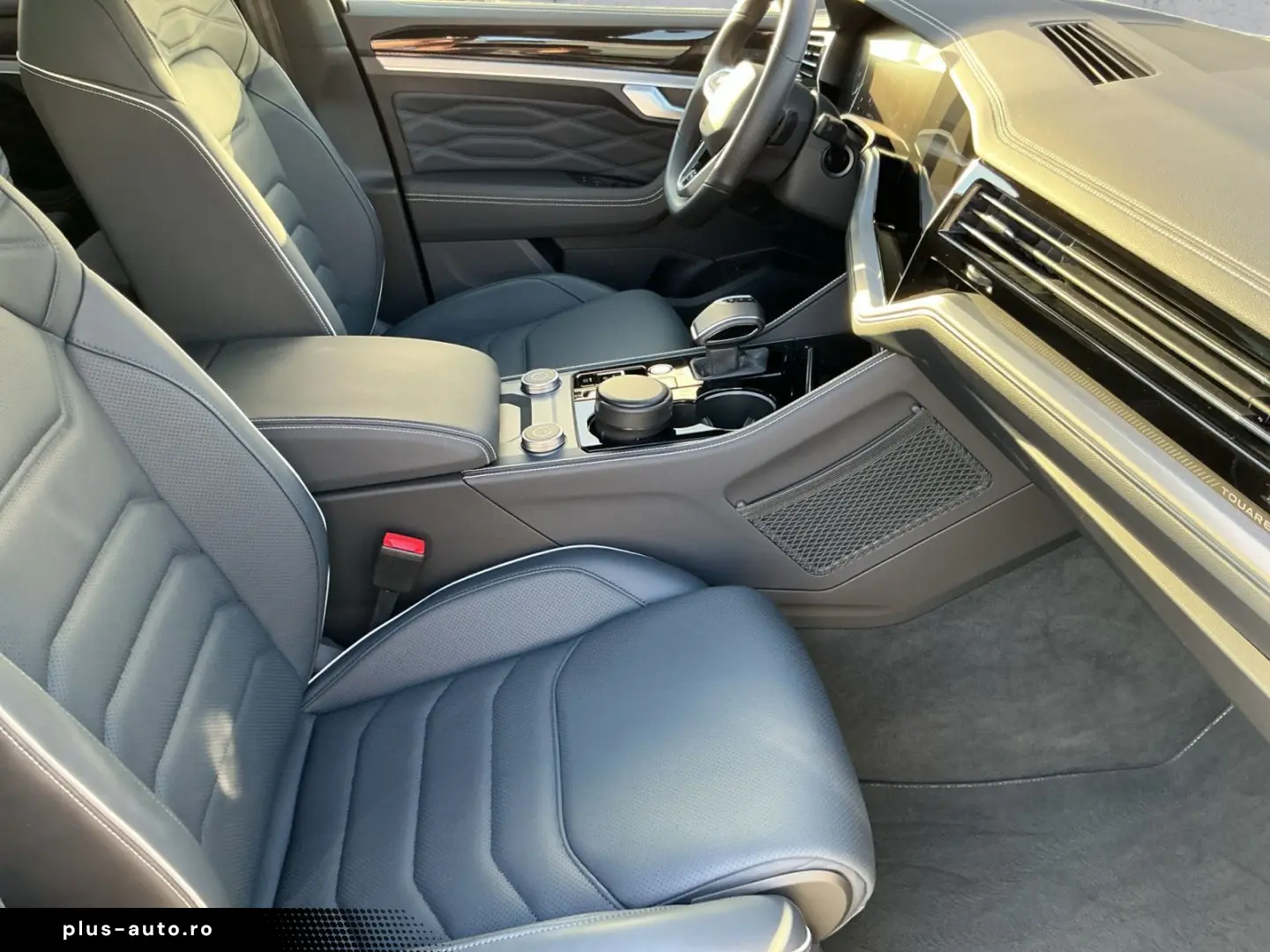 VW Touareg în leasing operațional MOOV