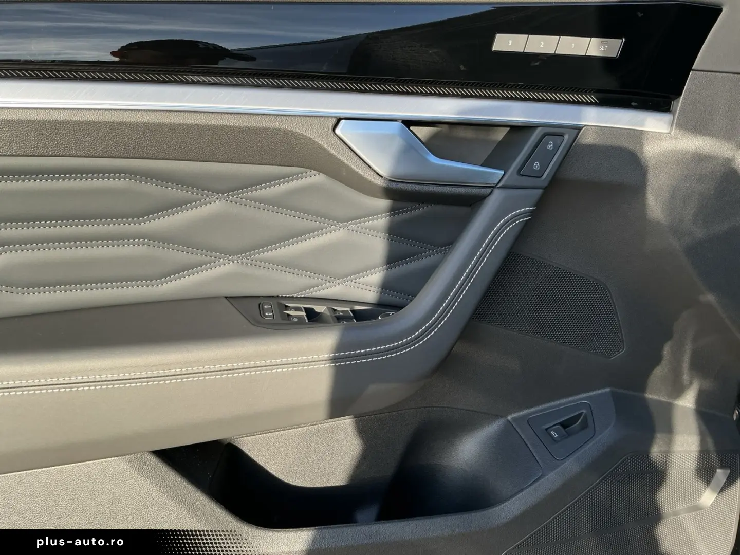VW Touareg în leasing operațional MOOV