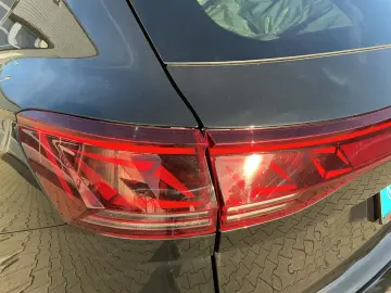 VW Touareg 3.0 TSI 4M R-LINE 5JG AHK PANO LUFT 360