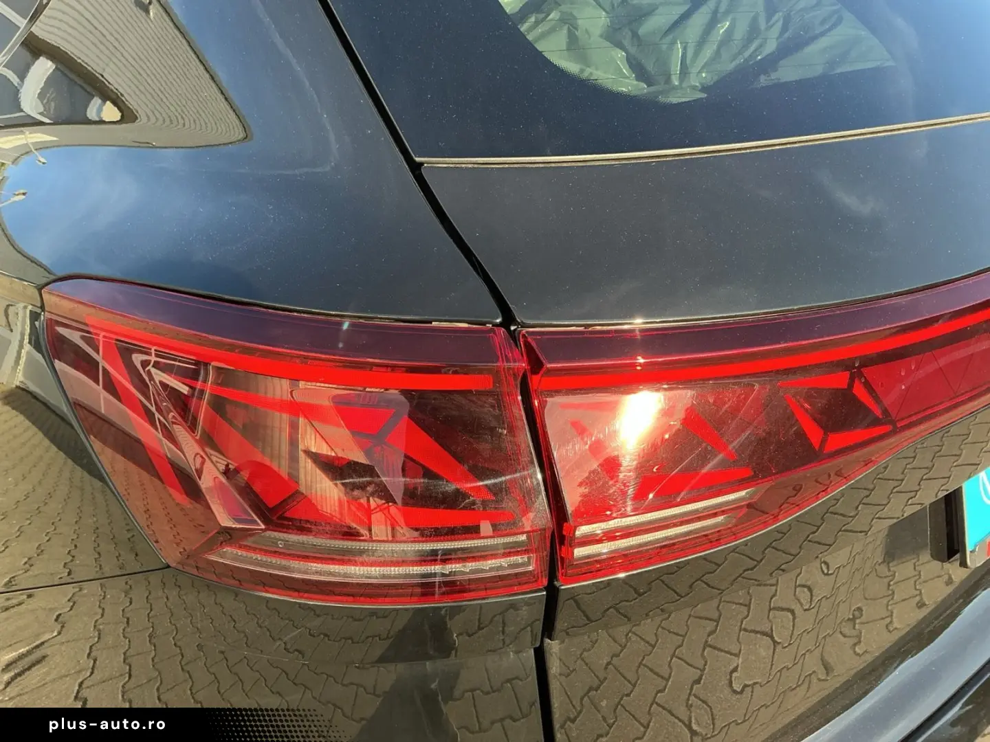 VW Touareg în leasing operațional MOOV