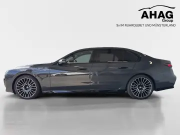 BMW 740d xDrive M SPORT FondEnt SkyL StHz DAPro