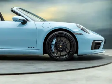 PORSCHE 911-992 3.0 TARGA 4 GTS   PTS GULF   MwSt