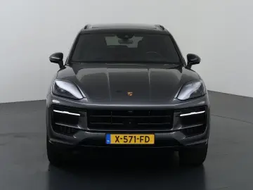 PORSCHE Cayenne 3.0 E-Hybrid   luftfederung   Sport-Uitl