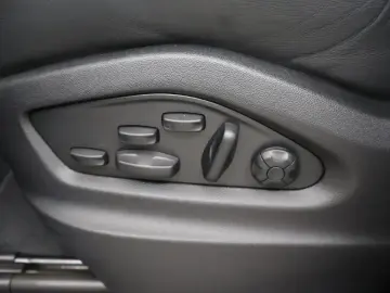 PORSCHE Cayenne 3.0 E-Hybrid   luftfederung   Sport-Uitl