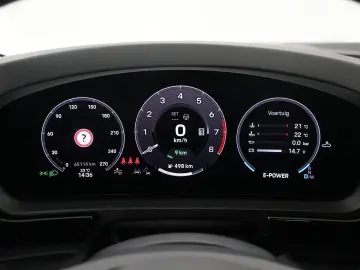 PORSCHE Cayenne 3.0 E-Hybrid   luftfederung   Sport-Uitl
