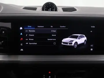 PORSCHE Cayenne 3.0 E-Hybrid   luftfederung   Sport-Uitl