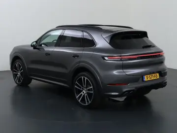 PORSCHE Cayenne 3.0 E-Hybrid   luftfederung   Sport-Uitl