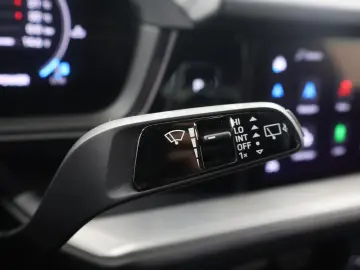 PORSCHE Cayenne 3.0 E-Hybrid   luftfederung   Sport-Uitl