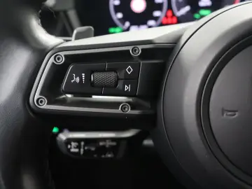 PORSCHE Cayenne 3.0 E-Hybrid   luftfederung   Sport-Uitl