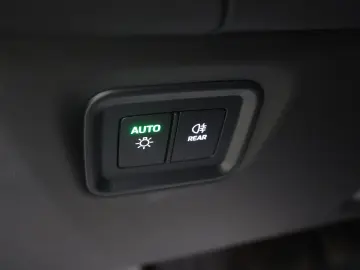 PORSCHE Cayenne 3.0 E-Hybrid   luftfederung   Sport-Uitl