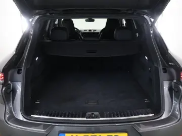 PORSCHE Cayenne 3.0 E-Hybrid   luftfederung   Sport-Uitl