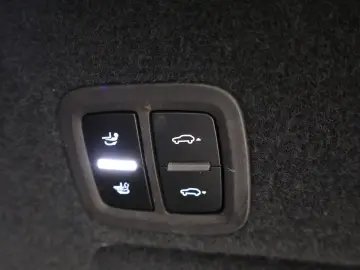 PORSCHE Cayenne 3.0 E-Hybrid   luftfederung   Sport-Uitl