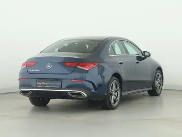 MERCEDES-BENZ CLA 250 e AMG Distronic LED