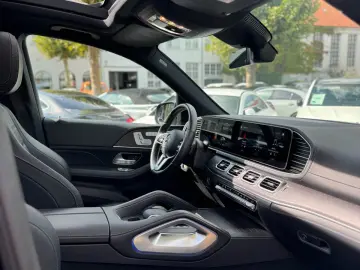 MERCEDES-BENZ GLE 300 D BURMESTER MEMORY 360  PANO