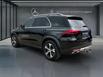 MERCEDES-BENZ GLE 300 d 4M AHK Pano MultiLED Kamera CarPlay