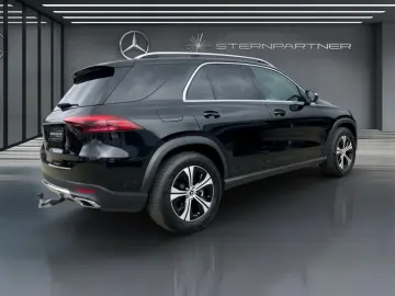 MERCEDES-BENZ GLE 300 d 4M AHK Pano MultiLED Kamera CarPlay