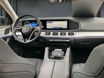 MERCEDES-BENZ GLE 300 d 4M AHK Pano MultiLED Kamera CarPlay