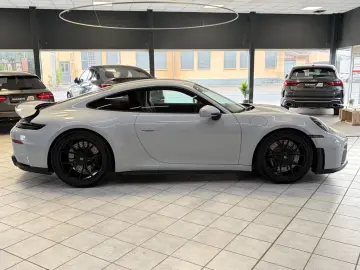 PORSCHE 992.2 GT3 Touring Paket 1.Hand   Lift   Bose