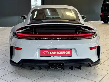PORSCHE 992.2 GT3 Touring Paket 1.Hand   Lift   Bose