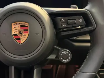 PORSCHE 992.2 GT3 Touring Paket 1.Hand   Lift   Bose