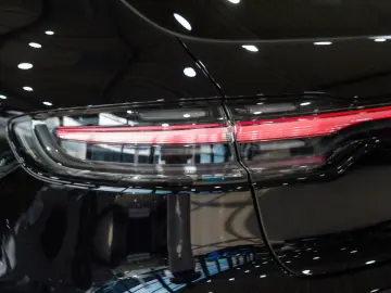 PORSCHE Macan PDK LUFTFEDERUNG PDLS  14-WEGE 20 LM 1-HD