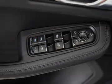 PORSCHE Macan PDK LUFTFEDERUNG PDLS  14-WEGE 20 LM 1-HD
